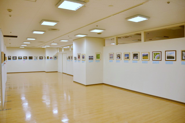 山形県芸文美術館　写真部門展示