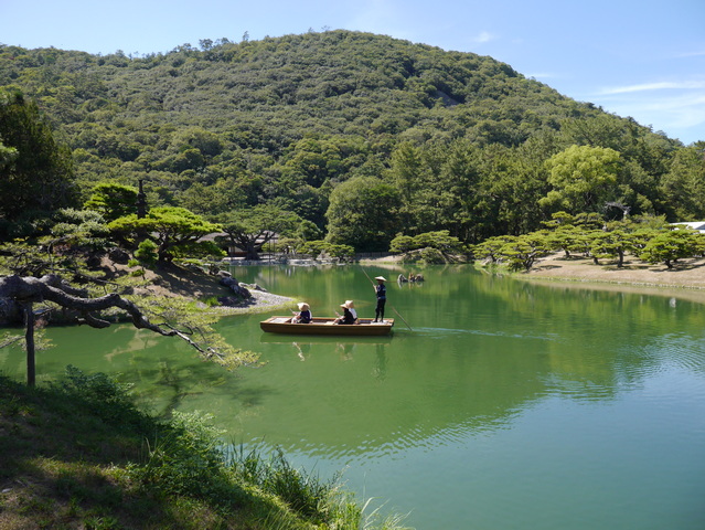 南湖の和船