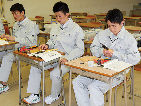 電気工事実習